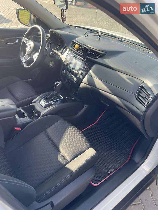 Внедорожник / Кроссовер Nissan Rogue 2017 в Виннице фото 13 Внедорожник / Кроссовер Nissan Rogue 2017 в Виннице