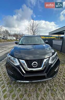 Позашляховик / Кросовер Nissan Rogue 2017 в Львові