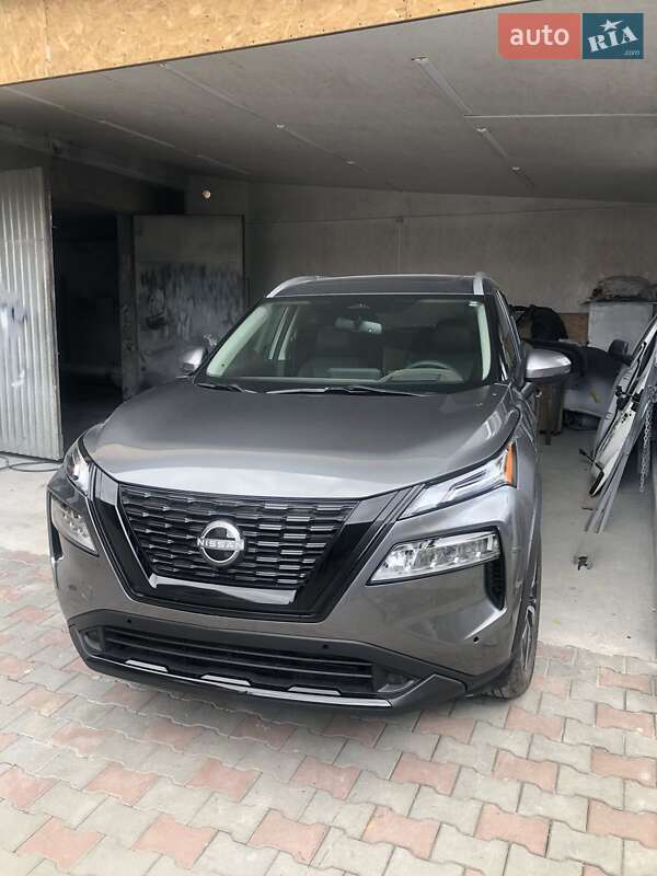 Nissan Rogue 2023