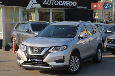 Внедорожник / Кроссовер Nissan Rogue 2016 в Харькове