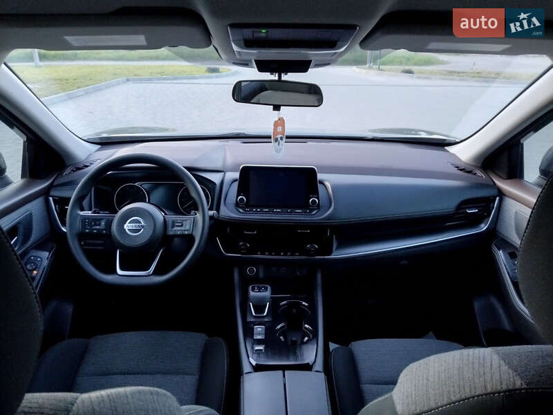Внедорожник / Кроссовер Nissan Rogue 2021 в Киеве
