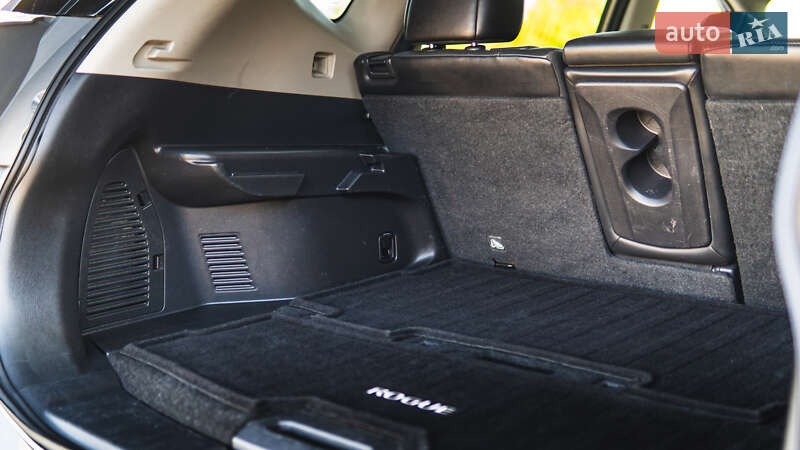 Позашляховик / Кросовер Nissan Rogue 2014 в Львові фото 55 Позашляховик / Кросовер Nissan Rogue 2014 в Львові