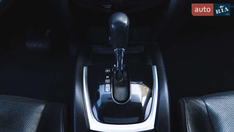 Позашляховик / Кросовер Nissan Rogue 2014 в Львові фото 25 Позашляховик / Кросовер Nissan Rogue 2014 в Львові