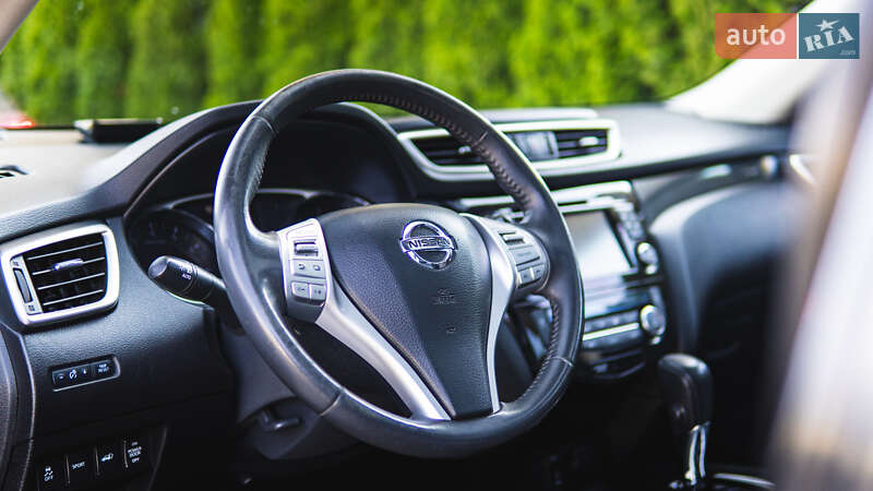 Позашляховик / Кросовер Nissan Rogue 2014 в Львові фото 50 Позашляховик / Кросовер Nissan Rogue 2014 в Львові