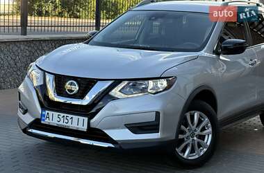 Внедорожник / Кроссовер Nissan Rogue 2019 в 