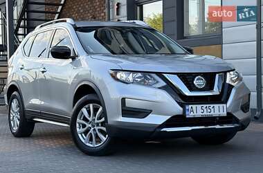 Внедорожник / Кроссовер Nissan Rogue 2019 в 