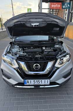 Внедорожник / Кроссовер Nissan Rogue 2019 в 