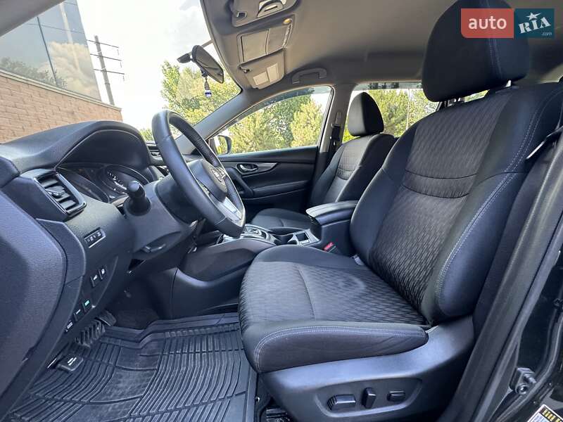Внедорожник / Кроссовер Nissan Rogue 2018 в Одессе