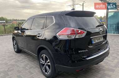 Внедорожник / Кроссовер Nissan Rogue 2015 в 