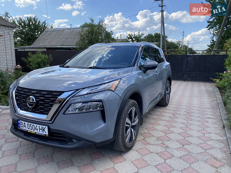 Внедорожник / Кроссовер Nissan Rogue 2020 в Кропивницком