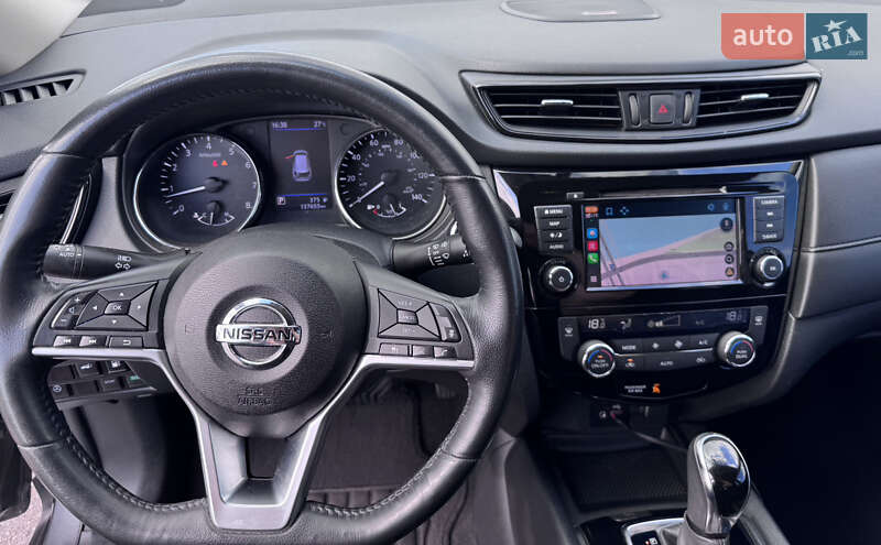 Внедорожник / Кроссовер Nissan Rogue 2018 в Киеве