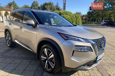 Внедорожник / Кроссовер Nissan Rogue 2021 в Харькове