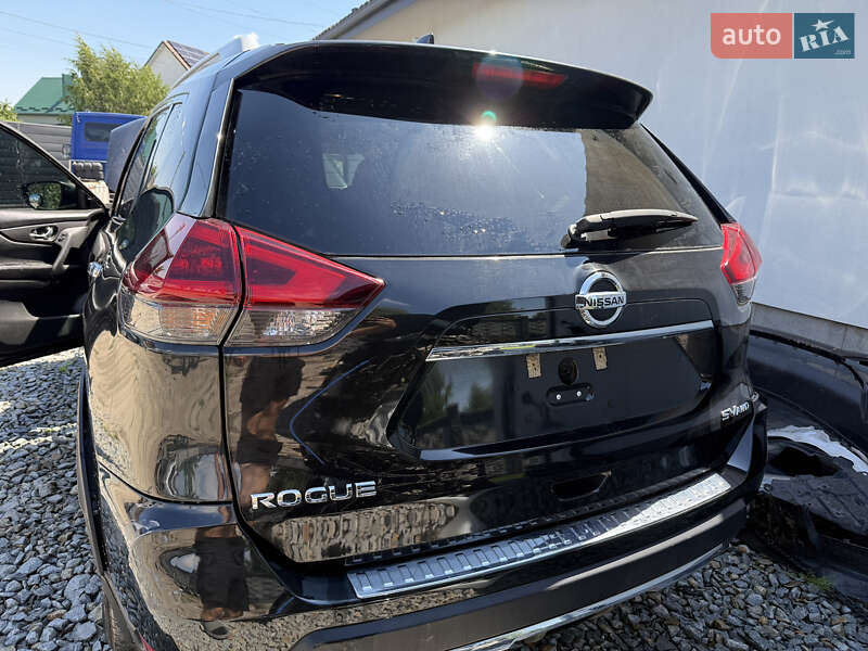 Внедорожник / Кроссовер Nissan Rogue 2018 в Ровно