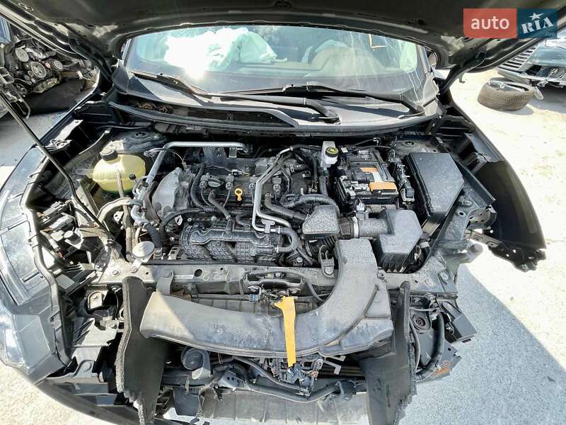 Позашляховик / Кросовер Nissan Rogue 2020 в Києві