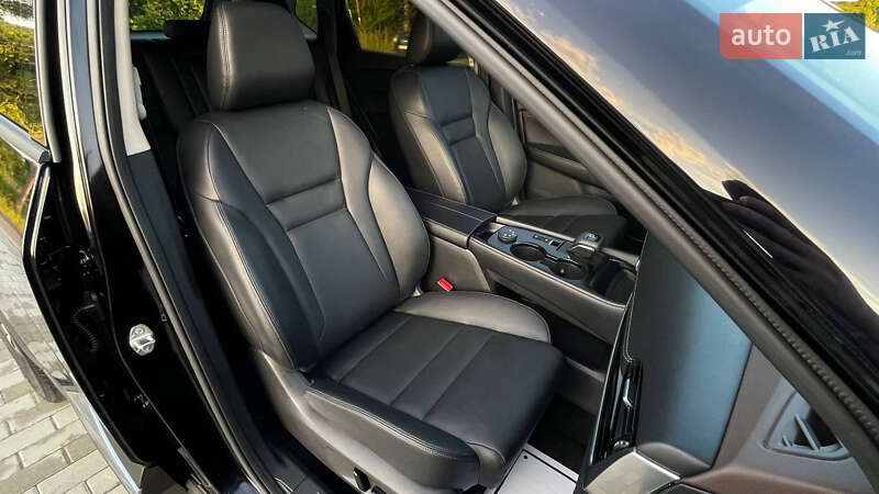 Внедорожник / Кроссовер Nissan Rogue 2023 в Дрогобыче