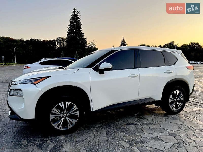 Внедорожник / Кроссовер Nissan Rogue 2021 в Кременчуге