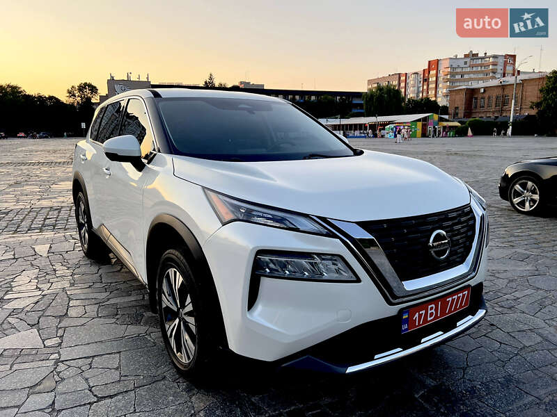 Внедорожник / Кроссовер Nissan Rogue 2021 в Кременчуге