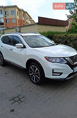 Внедорожник / Кроссовер Nissan Rogue 2018 в Киеве
