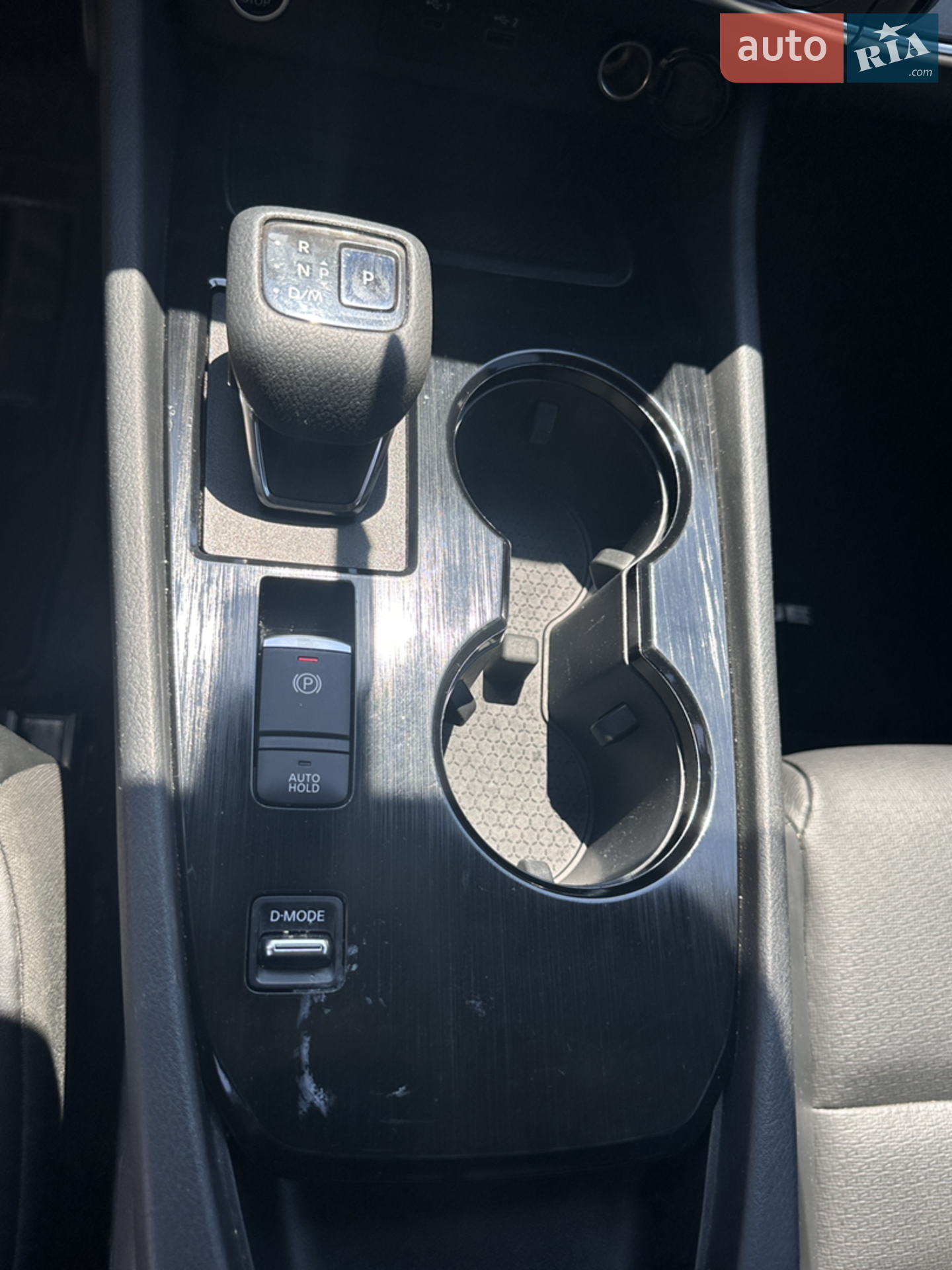 2021 Nissan Rogue - мініатюра 11