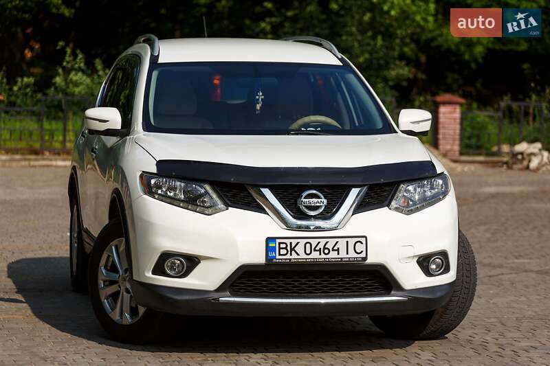 Внедорожник / Кроссовер Nissan Rogue 2014 в Ровно