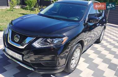 Внедорожник / Кроссовер Nissan Rogue 2018 в Долине