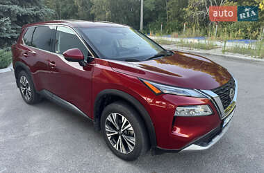 Позашляховик / Кросовер Nissan Rogue 2021 в Кам'янському