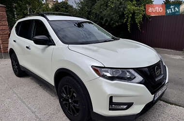 Внедорожник / Кроссовер Nissan Rogue 2018 в Киеве
