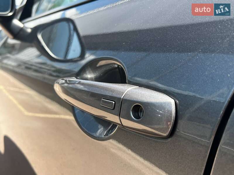 Внедорожник / Кроссовер Nissan Rogue 2021 в Киеве