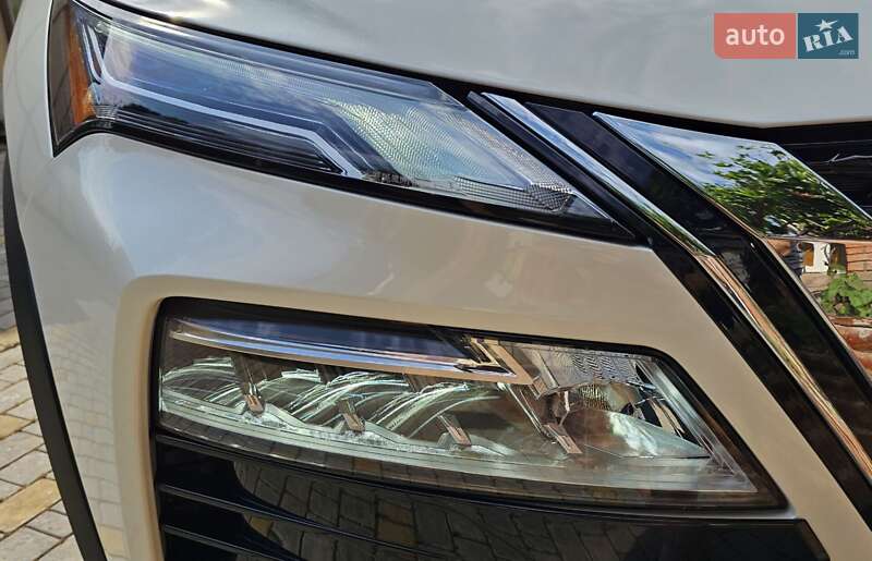 Позашляховик / Кросовер Nissan Rogue 2023 в Одесі