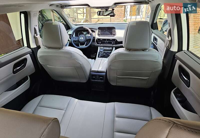 Позашляховик / Кросовер Nissan Rogue 2023 в Одесі