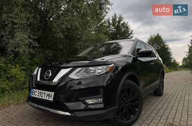 Внедорожник / Кроссовер Nissan Rogue 2018 в Львове