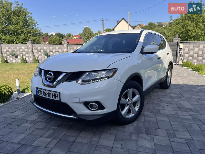 Позашляховик / Кросовер Nissan Rogue 2016 в Рівному