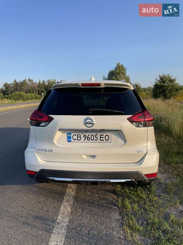 Внедорожник / Кроссовер Nissan Rogue 2018 в Киеве