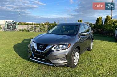 Позашляховик / Кросовер Nissan Rogue 2017 в Тернополі