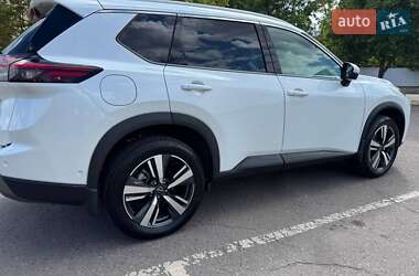 Внедорожник / Кроссовер Nissan Rogue 2024 в 