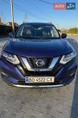 Внедорожник / Кроссовер Nissan Rogue 2016 в Тернополе