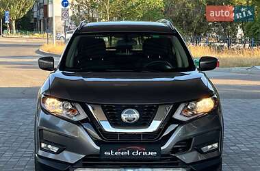 Позашляховик / Кросовер Nissan Rogue 2018 в Миколаєві