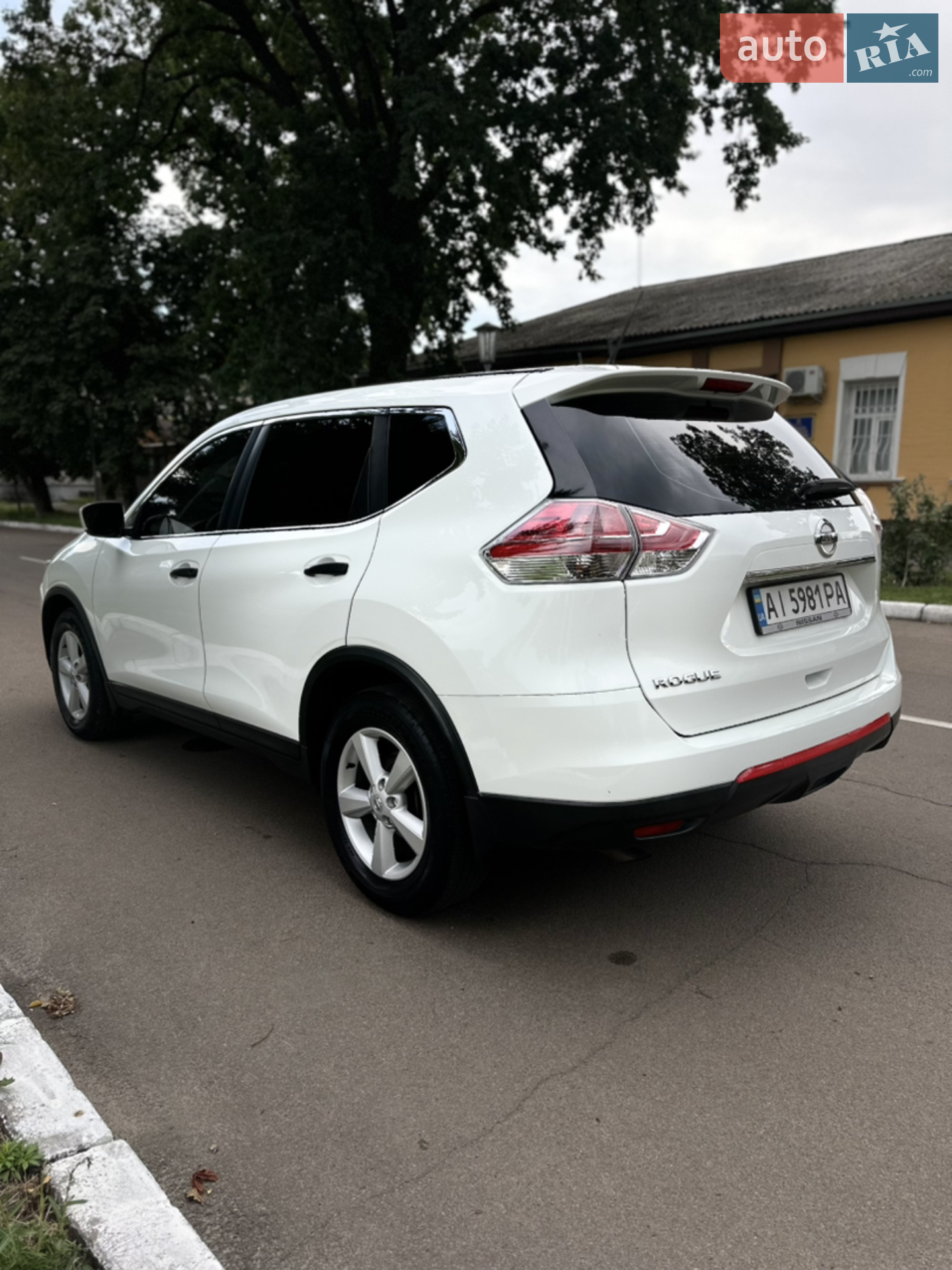 2016 Nissan Rogue - мініатюра 3