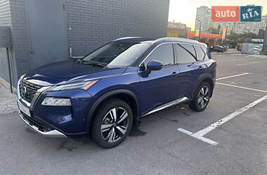 Внедорожник / Кроссовер Nissan Rogue 2021 в Харькове