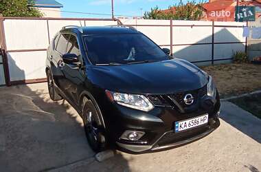 Позашляховик / Кросовер Nissan Rogue 2015 в Миколаєві