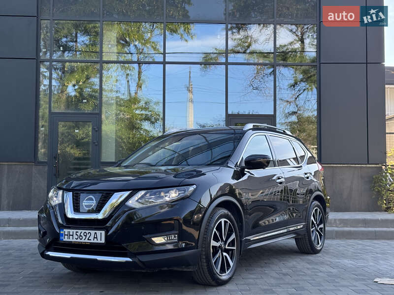 Внедорожник / Кроссовер Nissan Rogue 2018 в Одессе