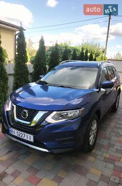 Позашляховик / Кросовер Nissan Rogue 2018 в Полтаві