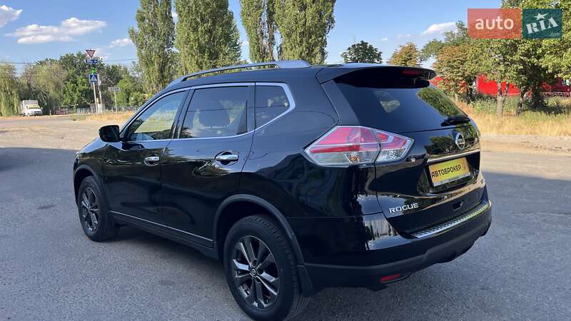 Внедорожник / Кроссовер Nissan Rogue 2015 в Николаеве
