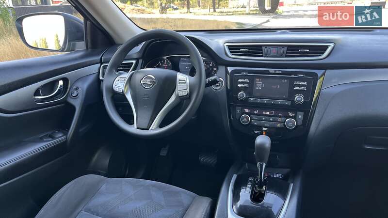 Внедорожник / Кроссовер Nissan Rogue 2015 в Николаеве
