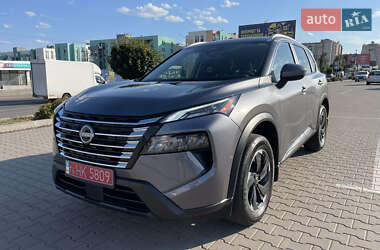Внедорожник / Кроссовер Nissan Rogue 2024 в Киеве