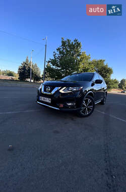 Позашляховик / Кросовер Nissan Rogue 2017 в Дніпрі