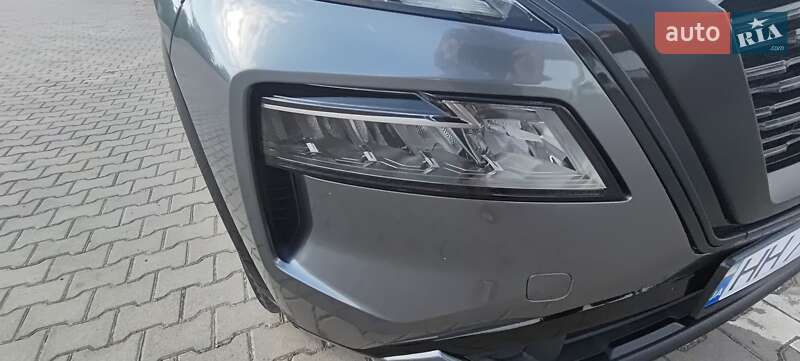 Внедорожник / Кроссовер Nissan Rogue 2021 в Одессе