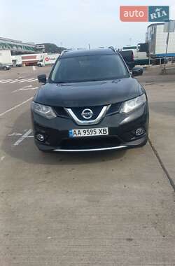 Позашляховик / Кросовер Nissan Rogue 2016 в Києві