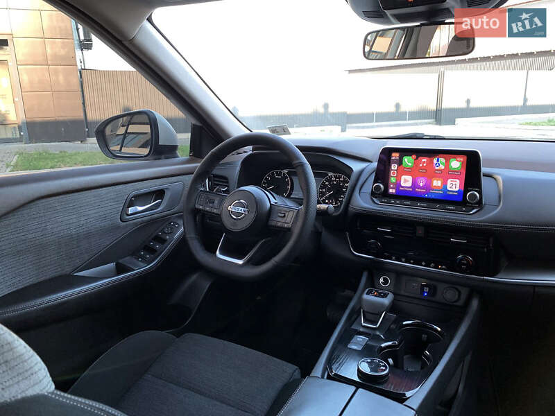 Внедорожник / Кроссовер Nissan Rogue 2020 в Ивано-Франковске