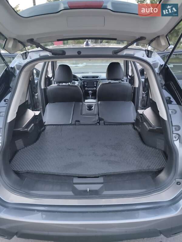 Внедорожник / Кроссовер Nissan Rogue 2015 в Одессе